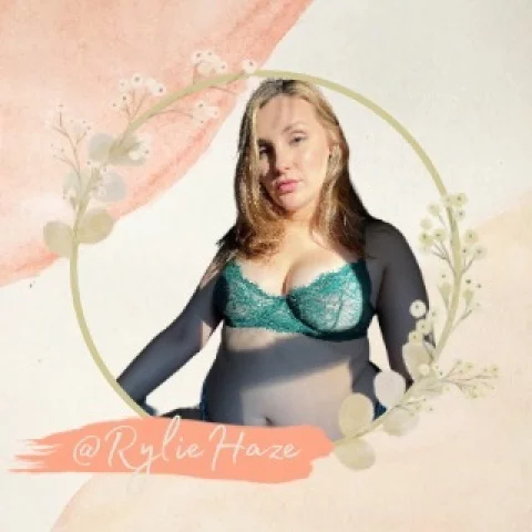 Photo of model @ryliehaze