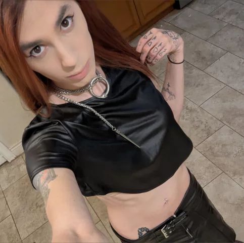 Photo of model @scar7ett_fox