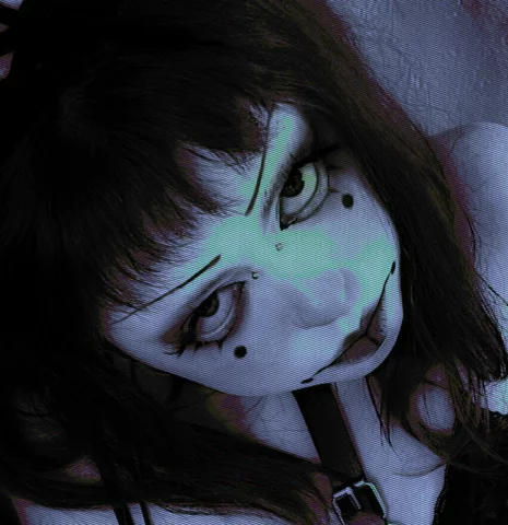 Photo of model @scarlettclownfree