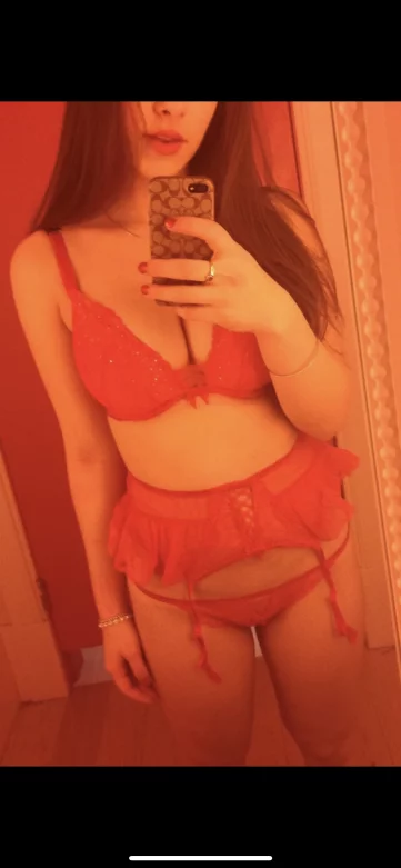 Photo of model @scarlettesecret