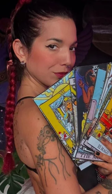 Photo of model @scorpiogoddess11