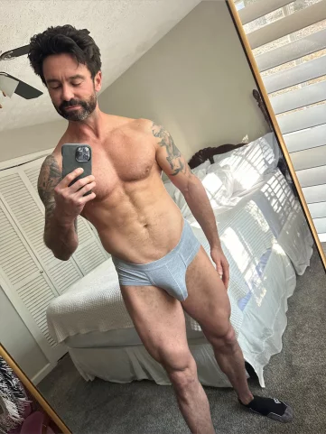 Photo of model @scottyvalandryfree