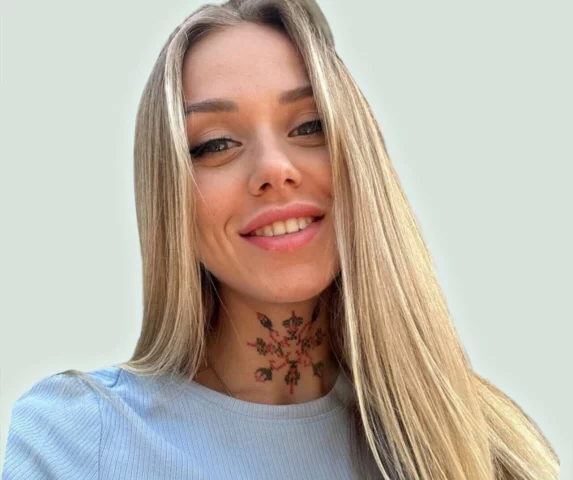 Photo of model @sexy_ariel