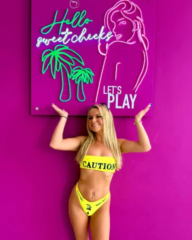 Photo of model @sexysarbear