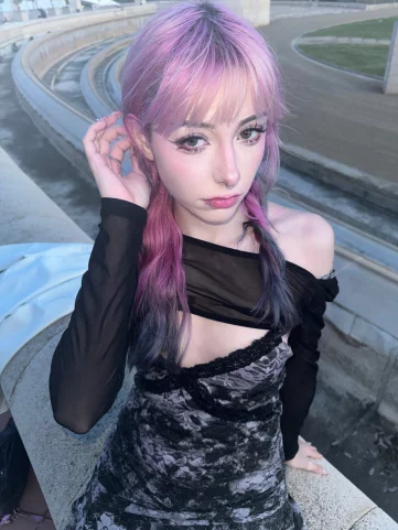 Photo of model @sh4nna