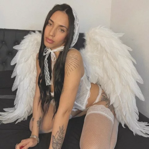 Photo of model @shaeanitta