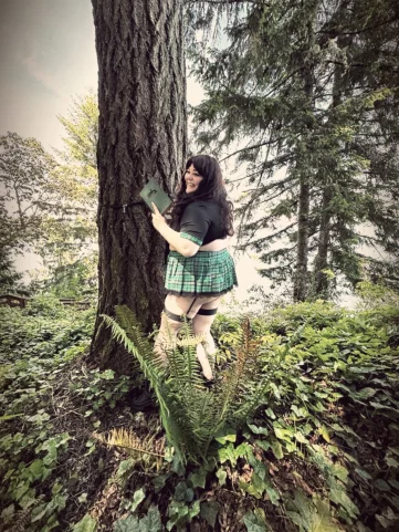 Photo of model @sirenmoon666