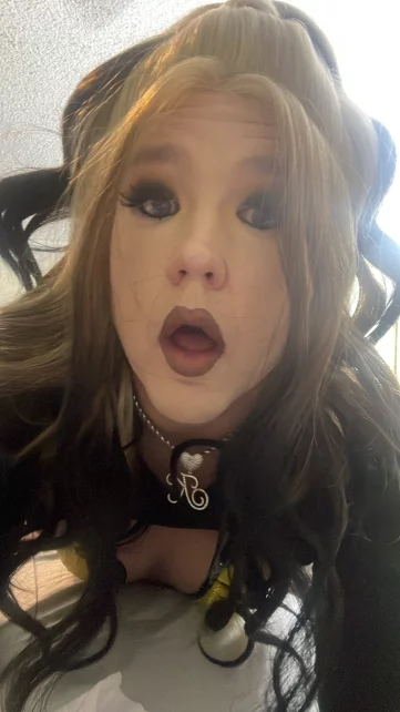 Photo of model @sissyxsnowxbunny