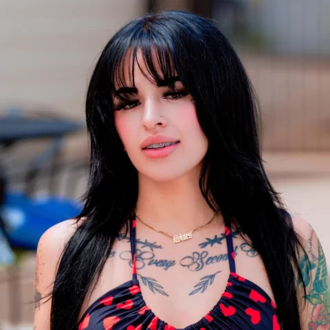 Photo of model @skiesmarie