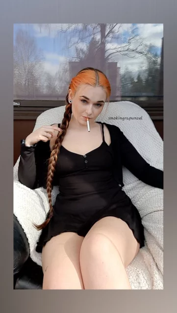 Photo of model @smokingrapunzel