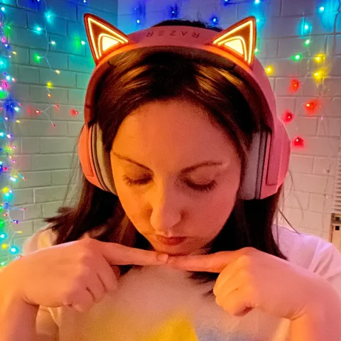 Photo of model @softgamergirlgf