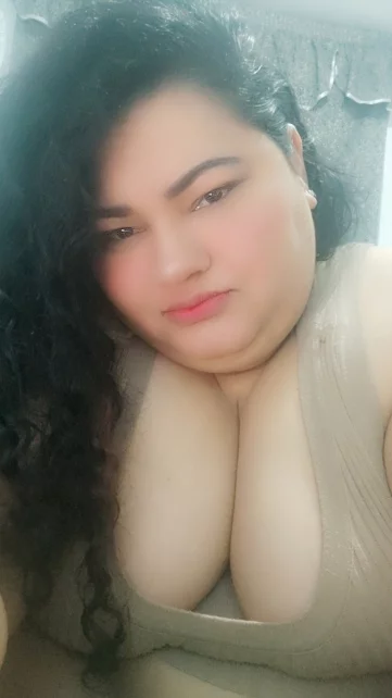 Photo of model @ssbbwcarlys
