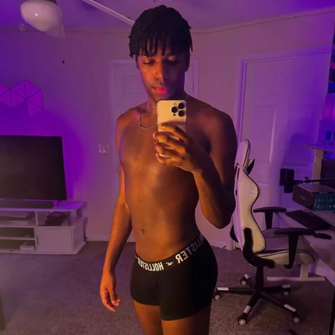 Photo of model @starboykylan