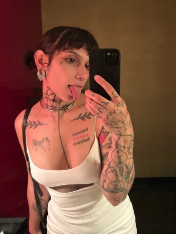 Photo of model @sugarisspicy