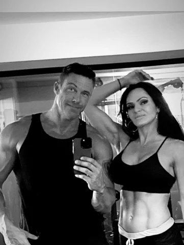 Photo of model @superfitcouple
