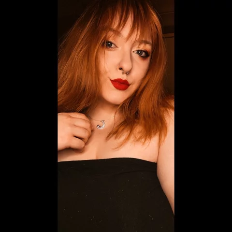 Photo of model @superspookymama