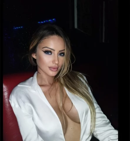 Photo of model @tatianabx00