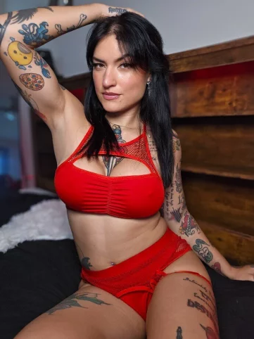 Photo of model @tatianavex