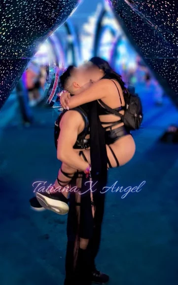 Photo of model @tatianaxangel