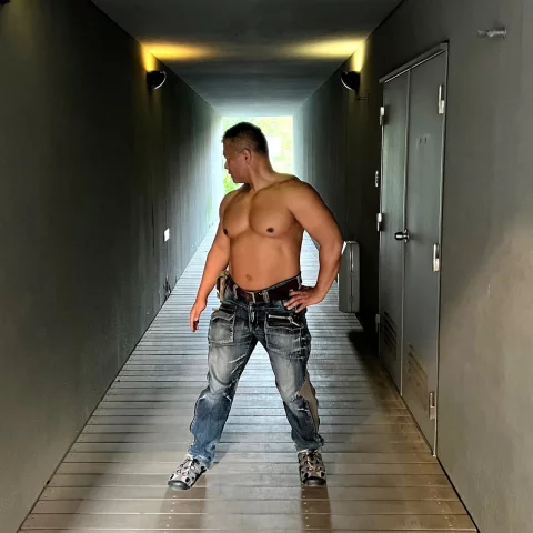 Photo of model @techitetsu