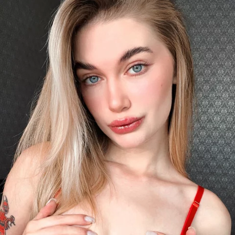 Photo of model @technobabyluv