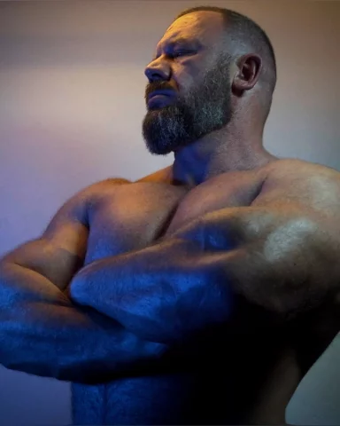 Photo of model @the_warmachine