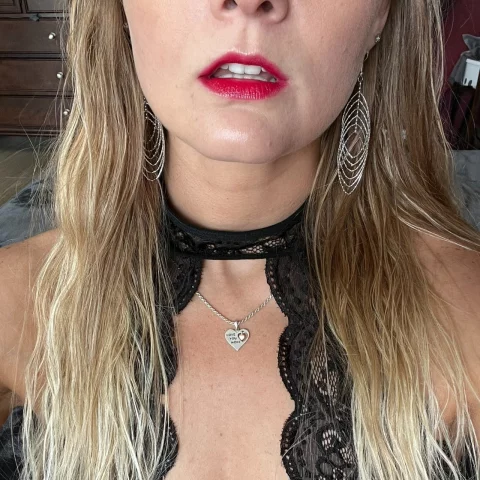 Photo of model @theashtronaught