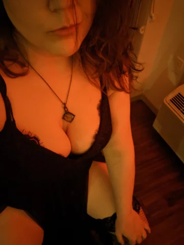 Photo of model @thebaddragonqueen