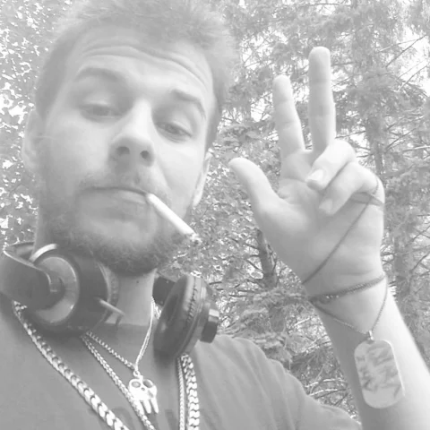 Photo of model @thekushdragon
