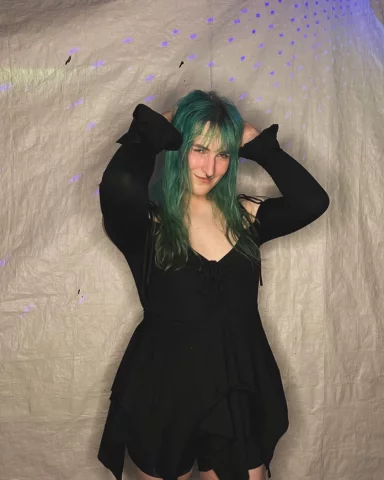 Photo of model @thena1337