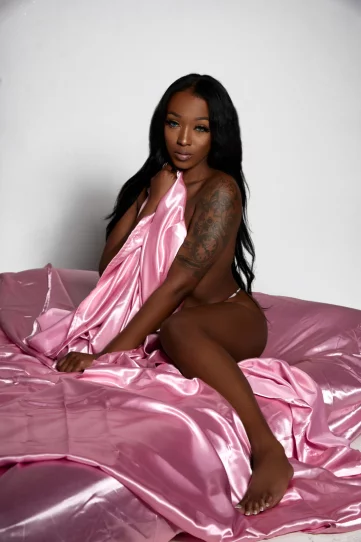 Photo of model @therealaliee