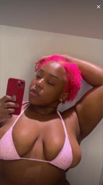 Photo of model @therealbrittneyhoney