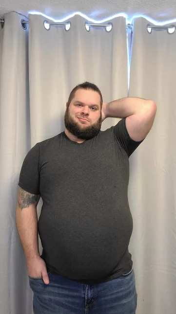 Photo of model @thestraightteddybearfree
