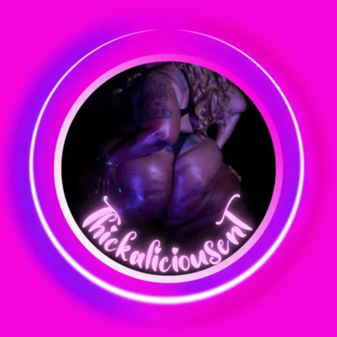 Photo of model @thickaliciousent