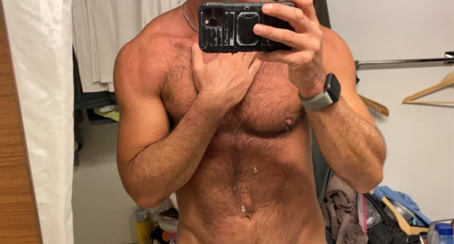 Photo of model @thickfrenchdick