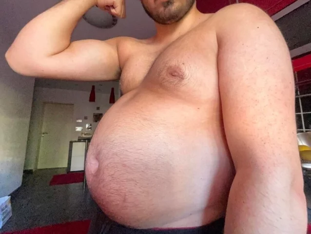 Photo of model @thickguy7