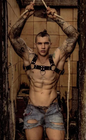 Photo of model @thomasbrandfree