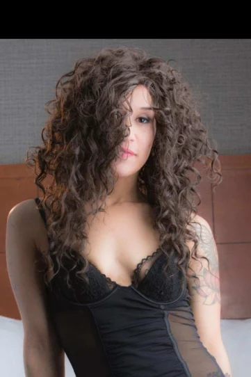 Photo of model @tiamor
