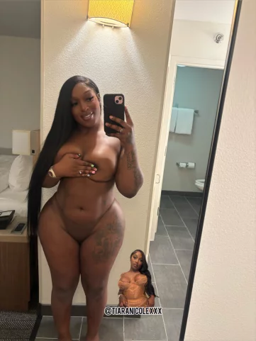 Photo of model @tiarasothick