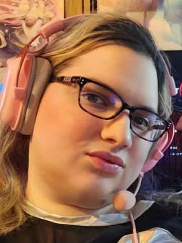 Photo of model @transcendedrobyn