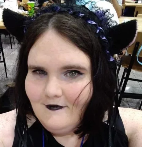 Photo of model @trixiefae21