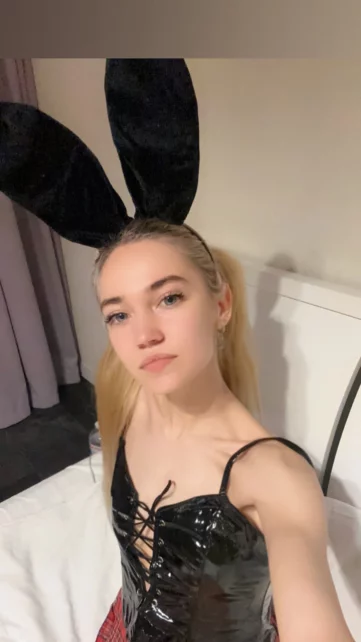 Photo of model @trixietwix