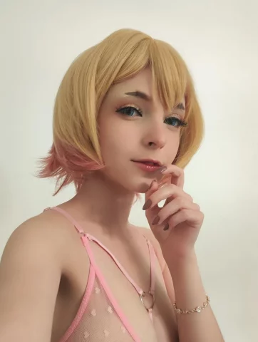 Photo of model @tsuraifushigi