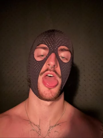 Photo of model @twunkjesus