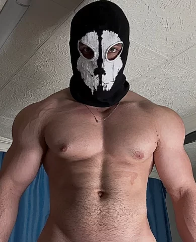 Photo of model @tylerheatfree
