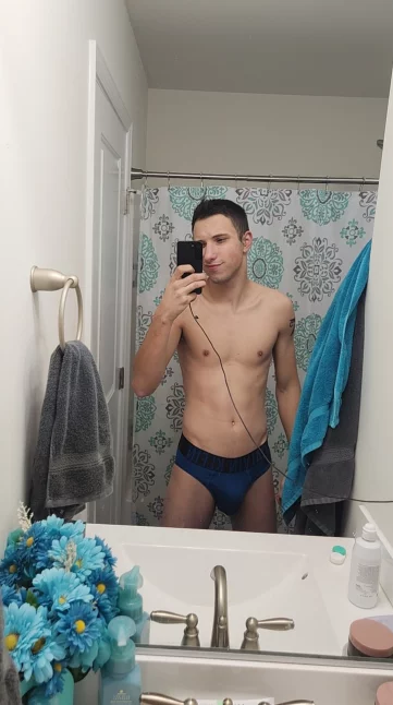 Photo of model @tylerjones2122official