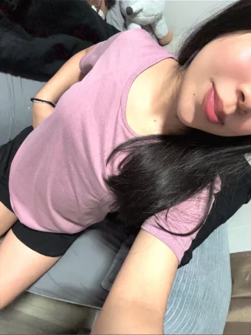 Photo of model @u529141198