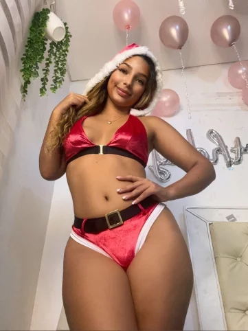 Photo of model @valengadot
