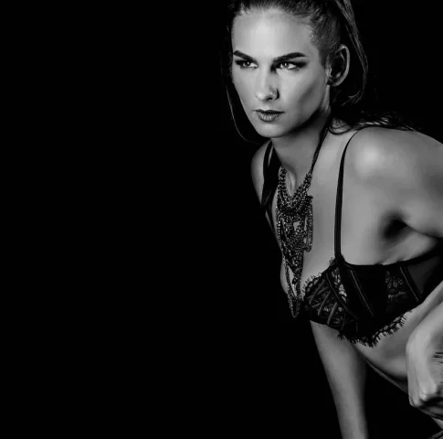 Photo of model @vanessa-star
