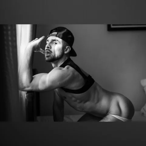 Photo of model @vicdreams11